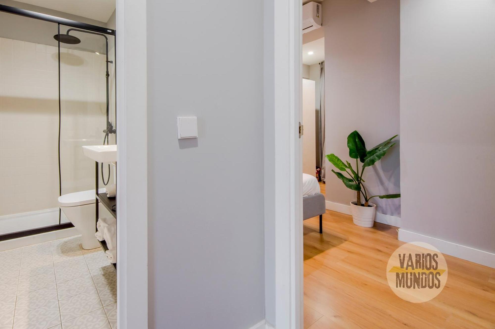 Modern Apt & Cool Interior Design A 20 Metros Del Retiro E1 Madrid Eksteriør billede