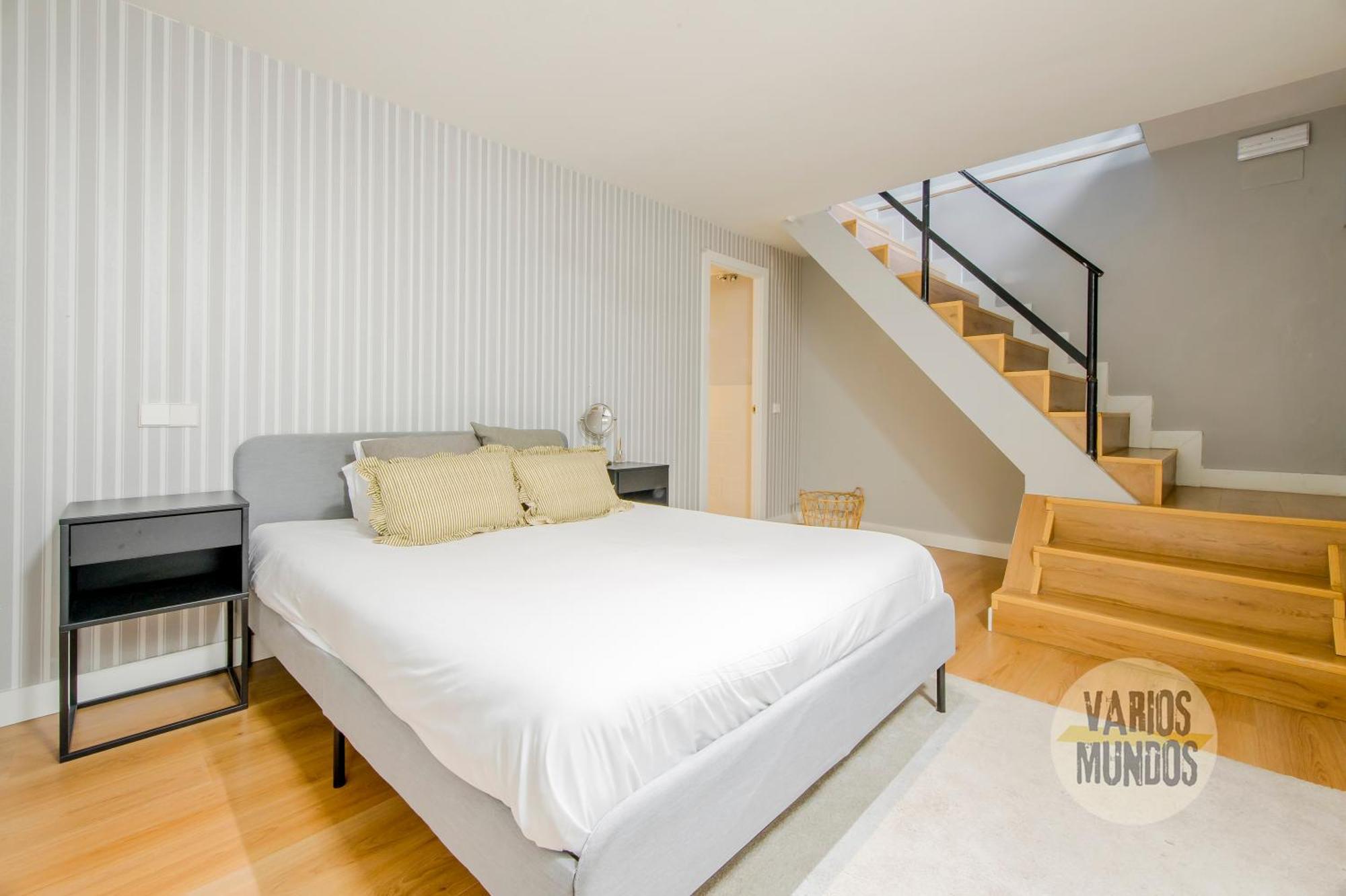 Modern Apt & Cool Interior Design A 20 Metros Del Retiro E1 Madrid Eksteriør billede