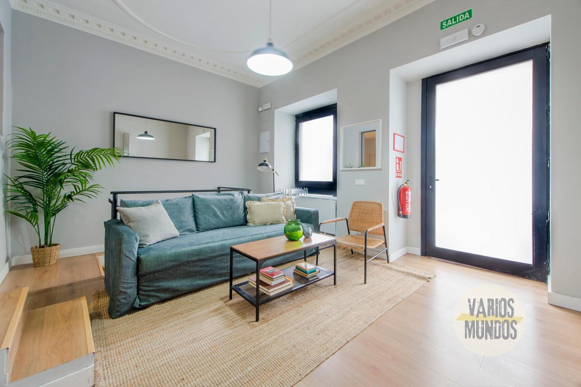 Modern Apt & Cool Interior Design A 20 Metros Del Retiro E1 Madrid Eksteriør billede